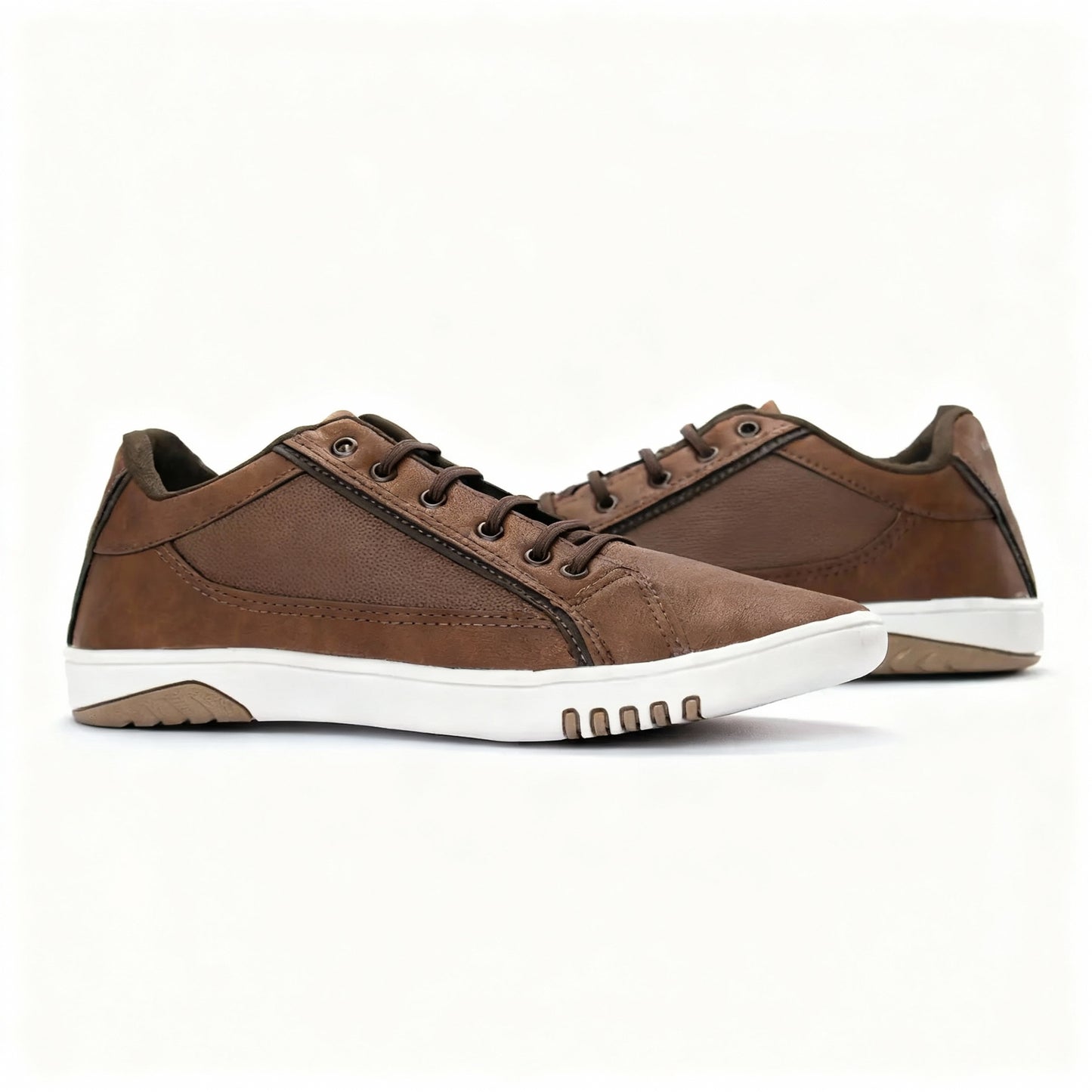 Lacoste Sneakers - Last Units