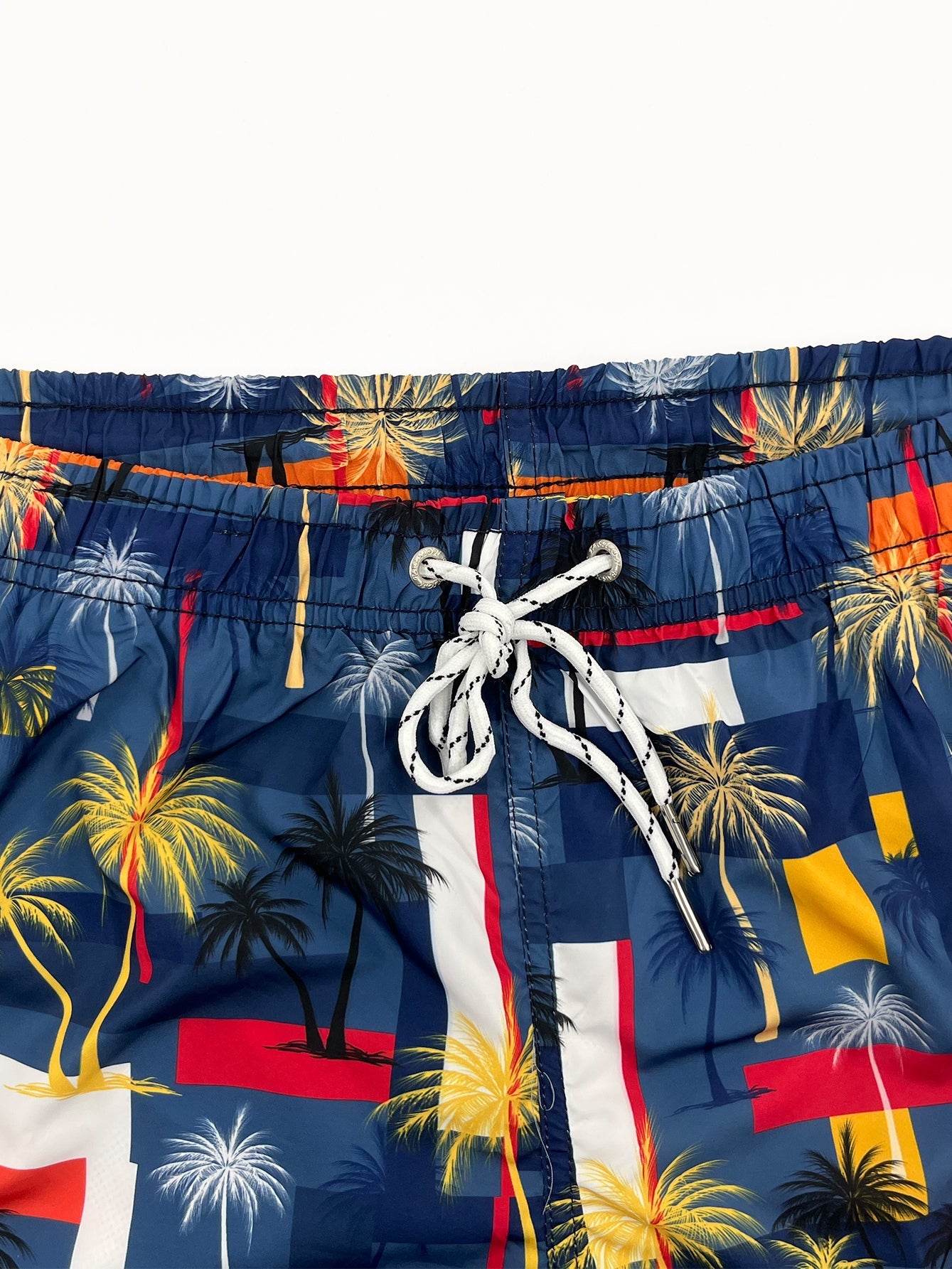 Baumwoll-T-Shirt mit klassischer Passform und Palmen-Print &amp; Badeshorts mit Farbblock-Palm