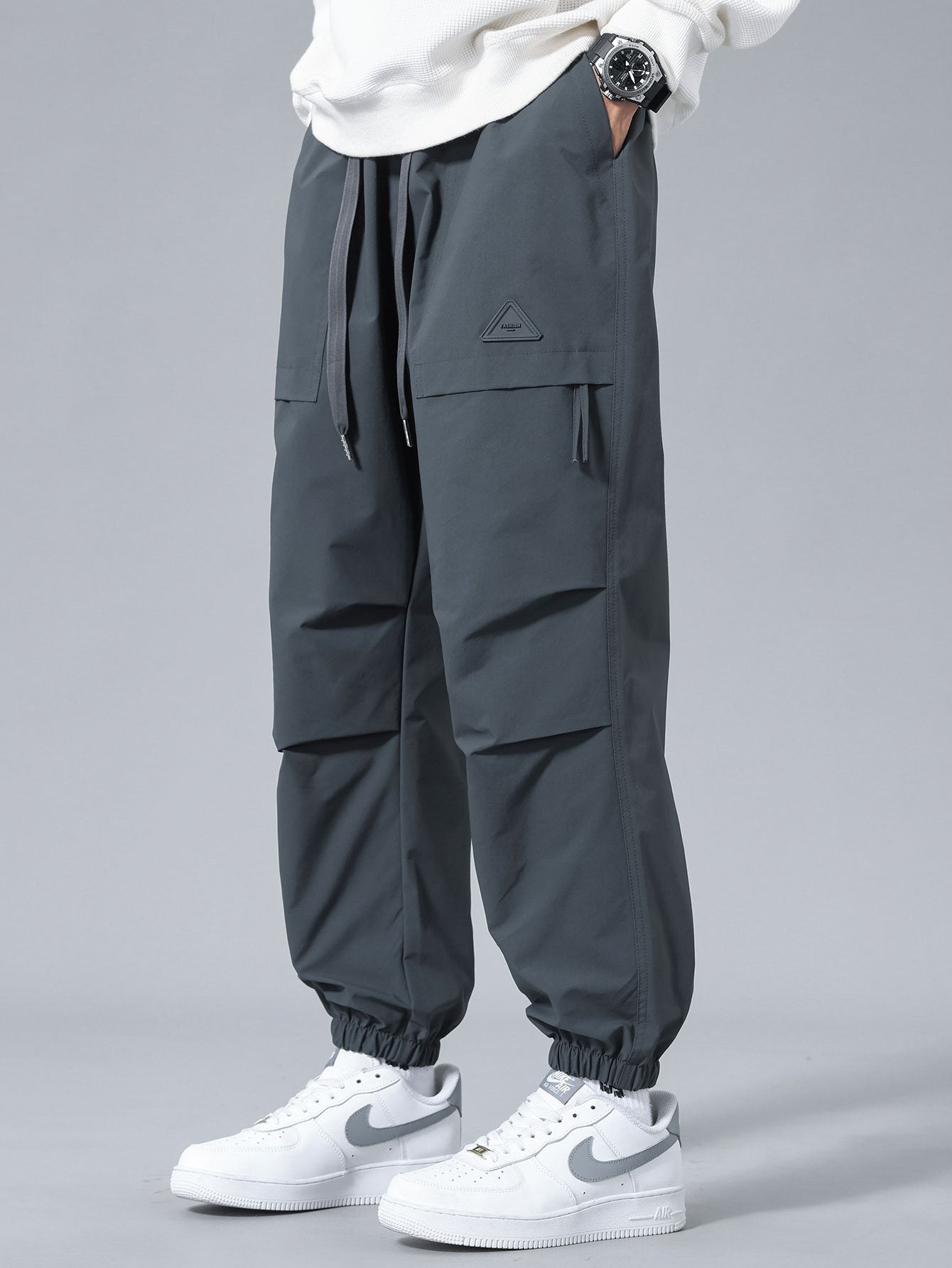Pantaloni da jogging con vita regolabile