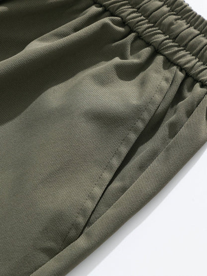 Pantaloni cargo con vita regolabile