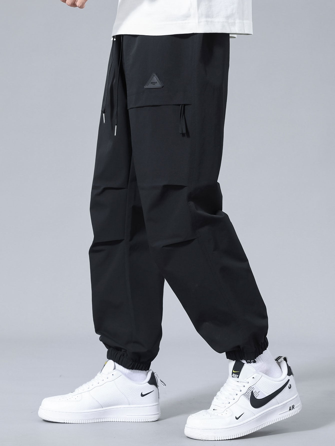 Pantaloni da jogging con vita regolabile