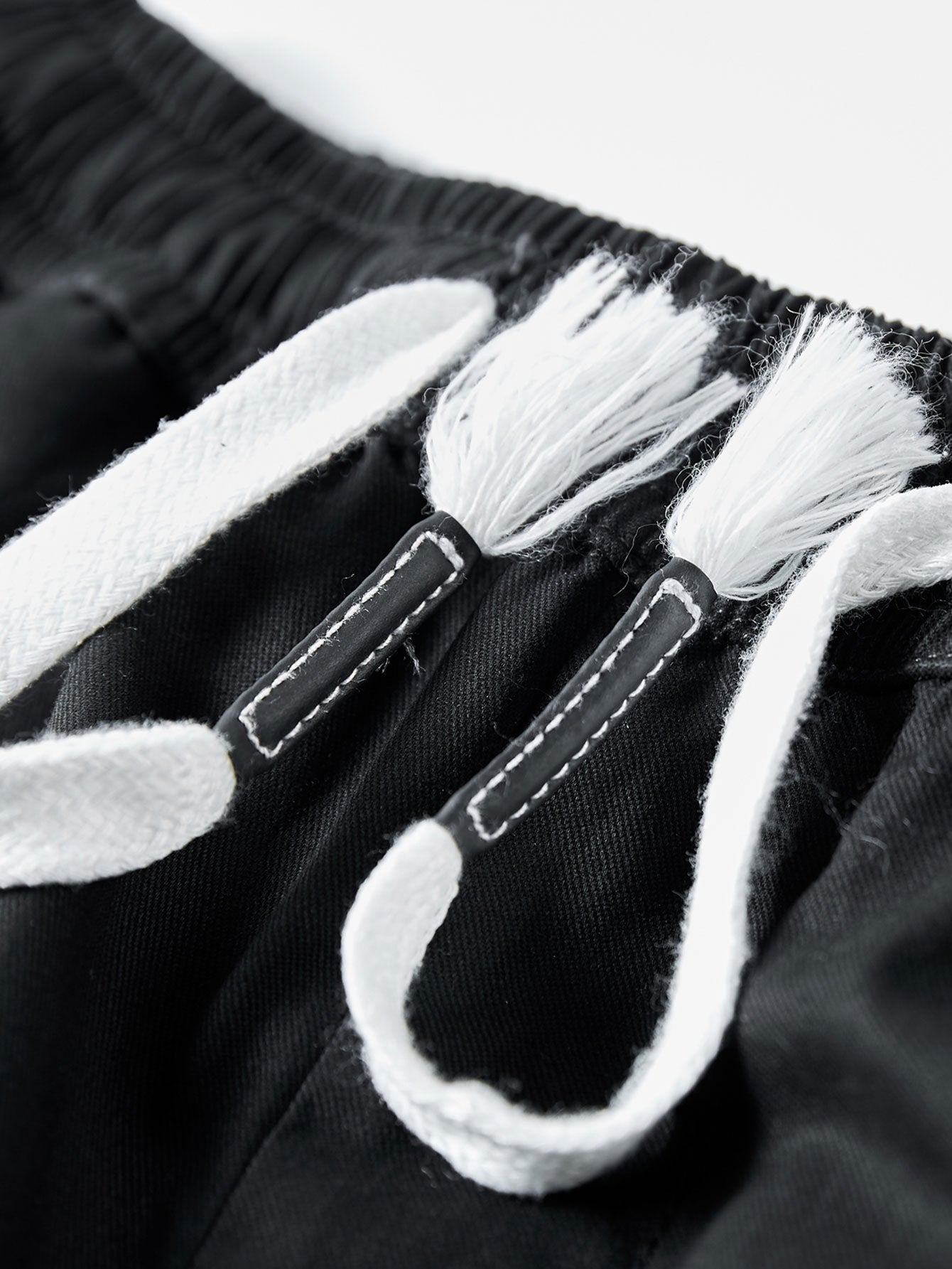 Pantaloncini cargo chino con vita regolabile