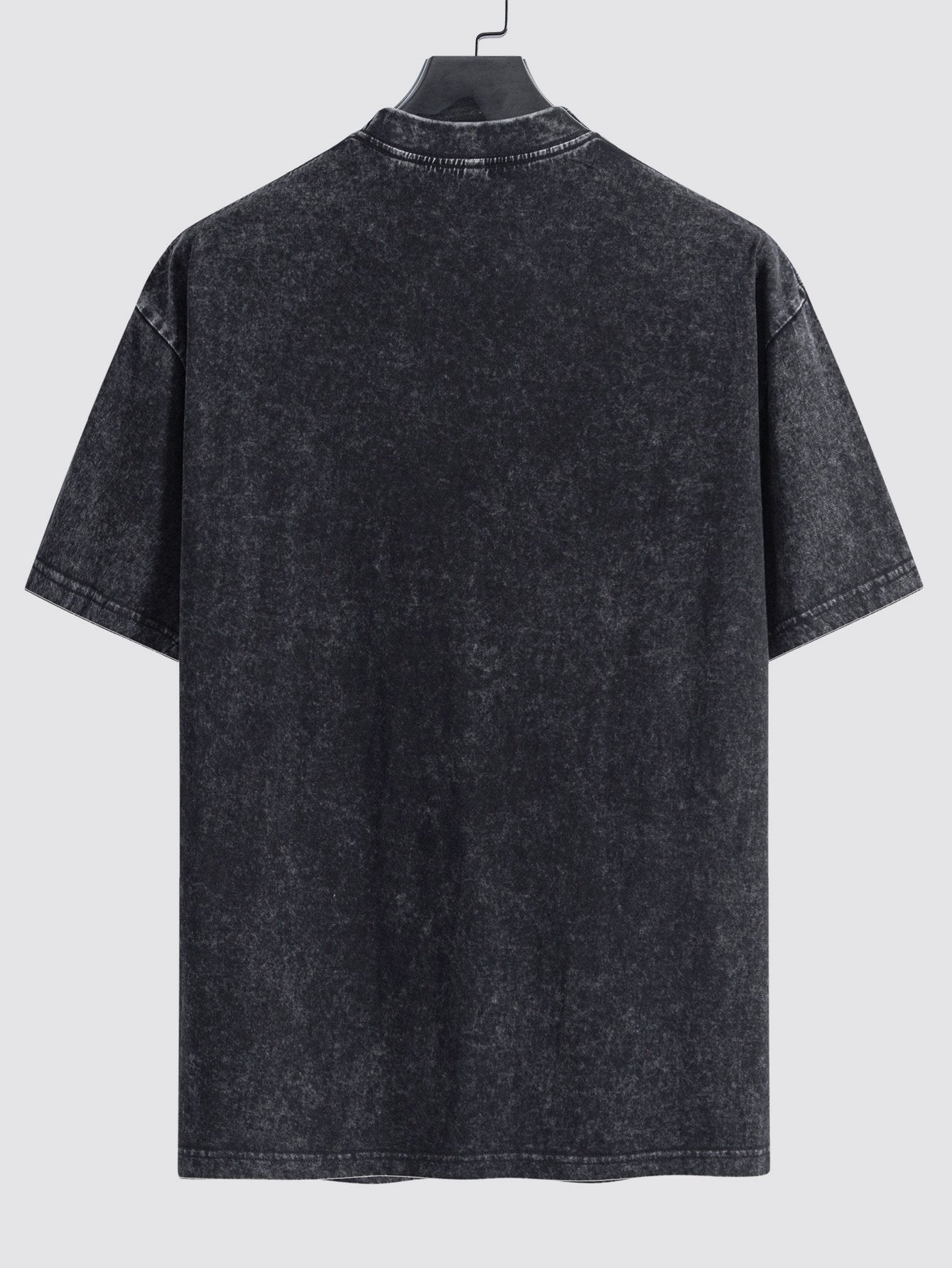 T-shirt casual oversize con spalle scese e effetto used