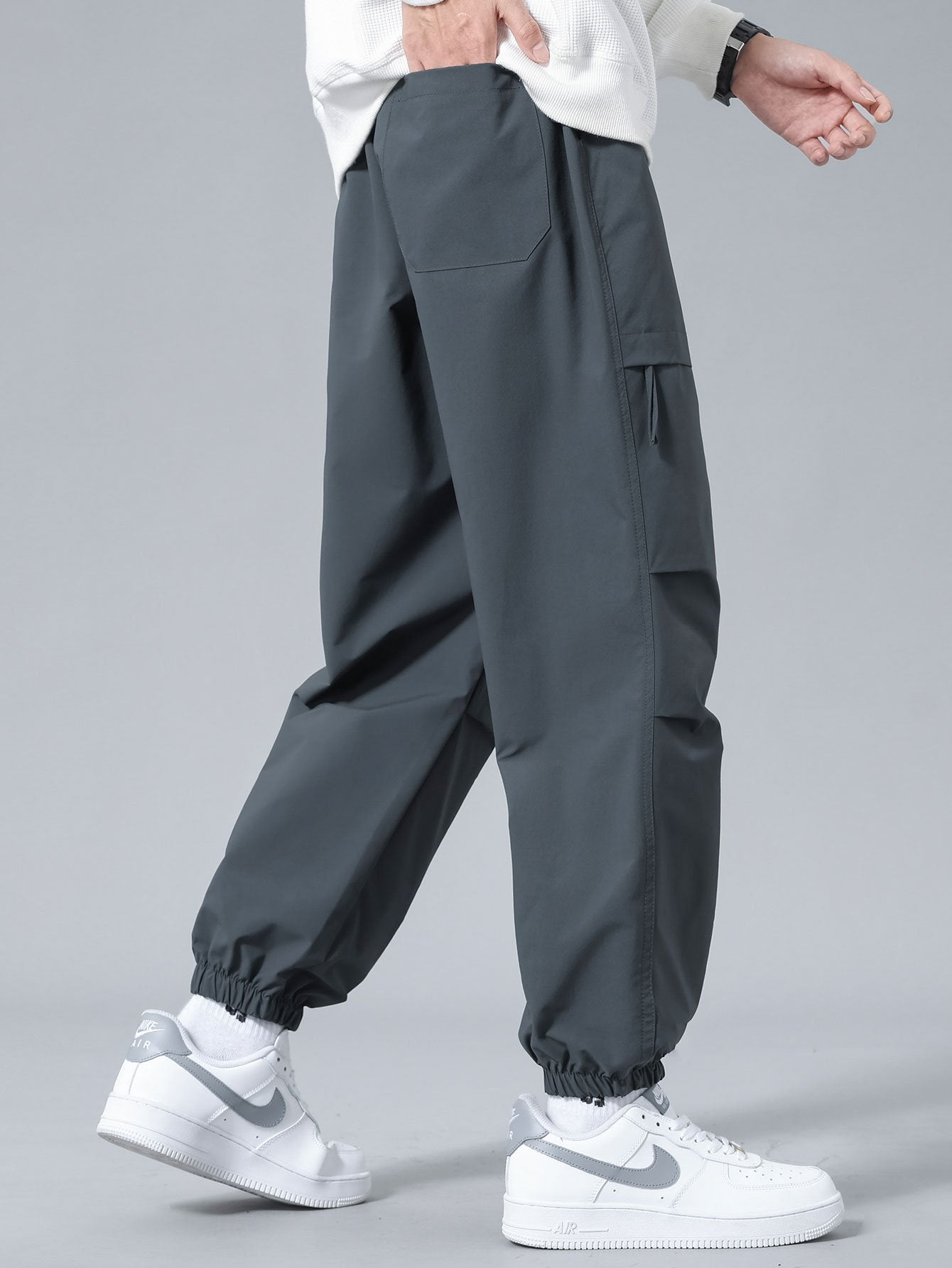 Pantaloni da jogging con vita regolabile